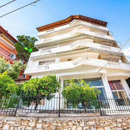 Ideal ApartHotel Saranda Exterior foto