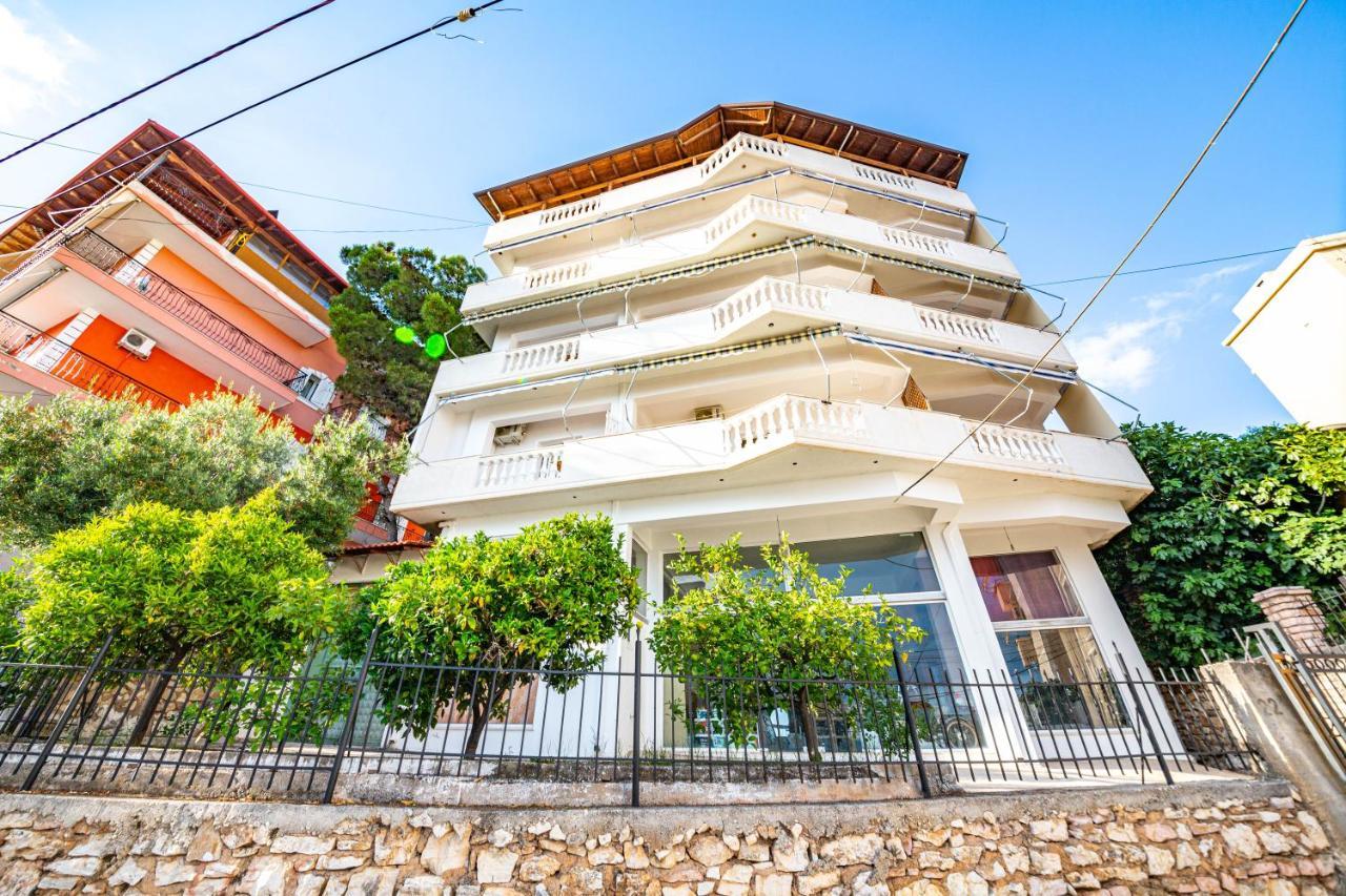 Ideal ApartHotel Saranda Exterior foto