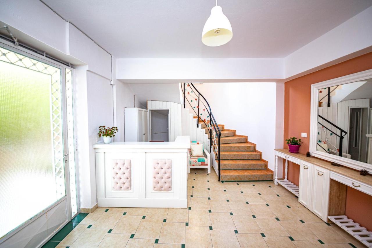 Ideal ApartHotel Saranda Exterior foto