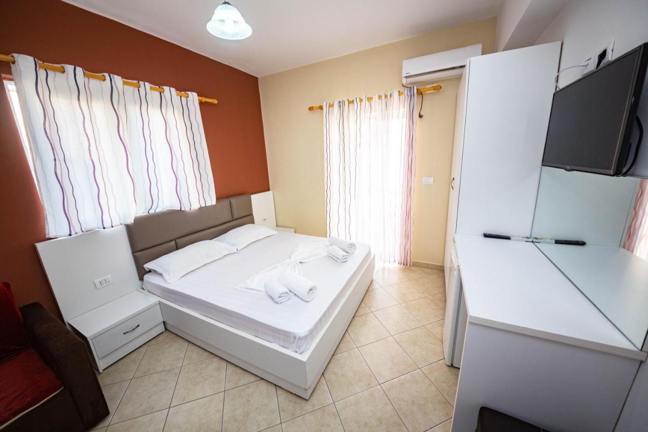 Ideal ApartHotel Saranda Exterior foto