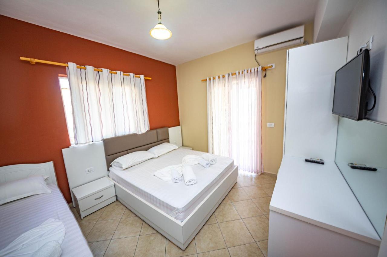 Ideal ApartHotel Saranda Exterior foto